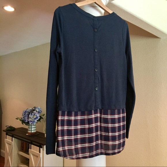 Plaid button back two in one sweater | navy, red - Picture 6 of 7